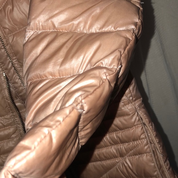 Lightweight Calvin Klein Bubble Jacket - Picture 5 of 5